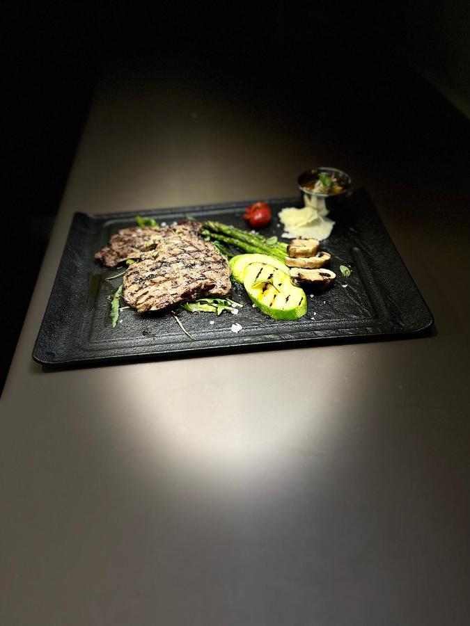 Vega Resort Restaurant & Lodge Orşova Εξωτερικό φωτογραφία