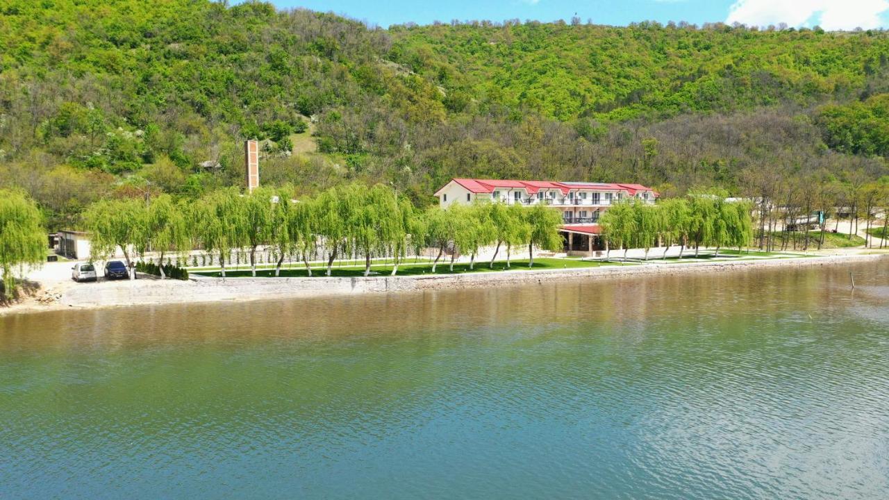 Vega Resort Restaurant & Lodge Orşova Εξωτερικό φωτογραφία
