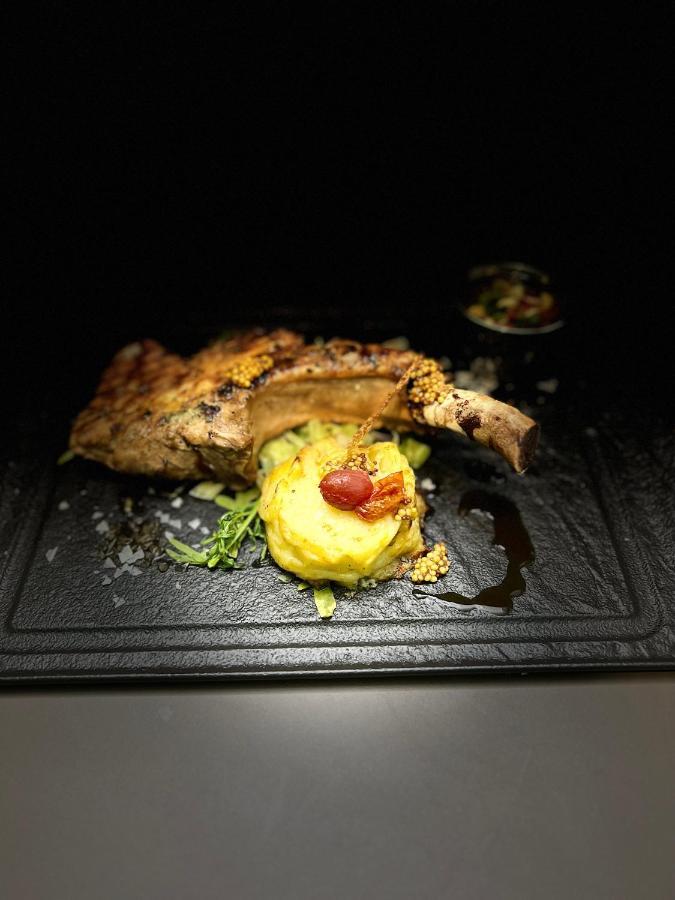 Vega Resort Restaurant & Lodge Orşova Εξωτερικό φωτογραφία