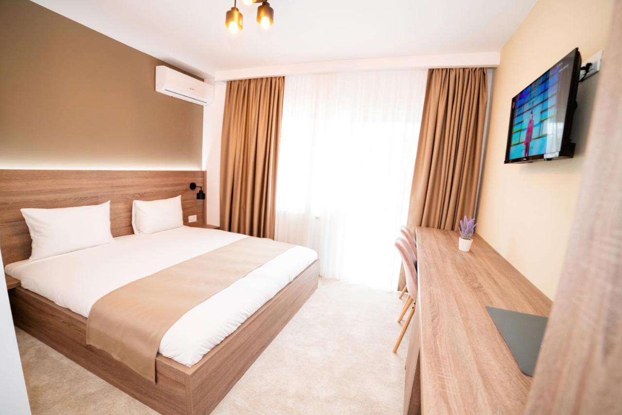 Vega Resort Restaurant & Lodge Orşova Εξωτερικό φωτογραφία