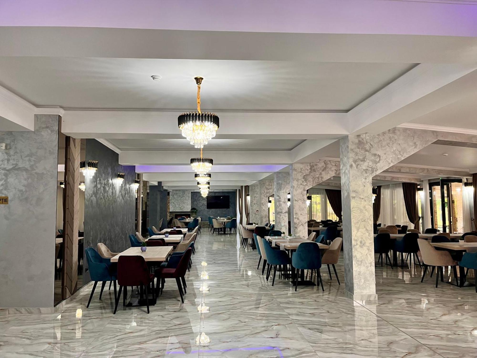 Vega Resort Restaurant & Lodge Orşova Εξωτερικό φωτογραφία