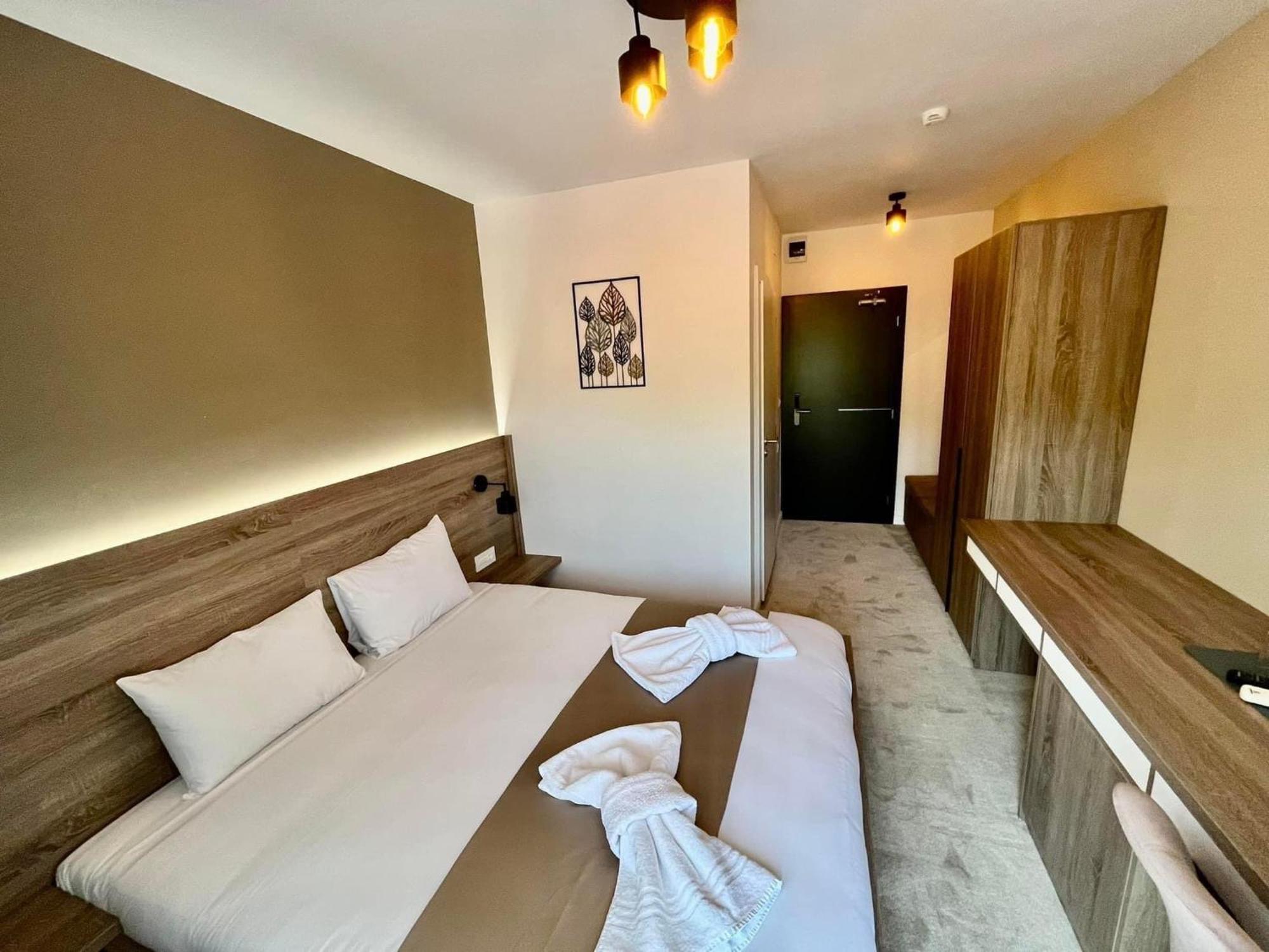 Vega Resort Restaurant & Lodge Orşova Εξωτερικό φωτογραφία