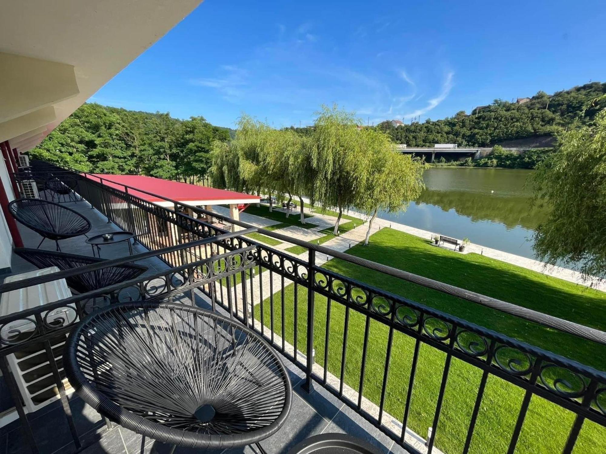 Vega Resort Restaurant & Lodge Orşova Εξωτερικό φωτογραφία